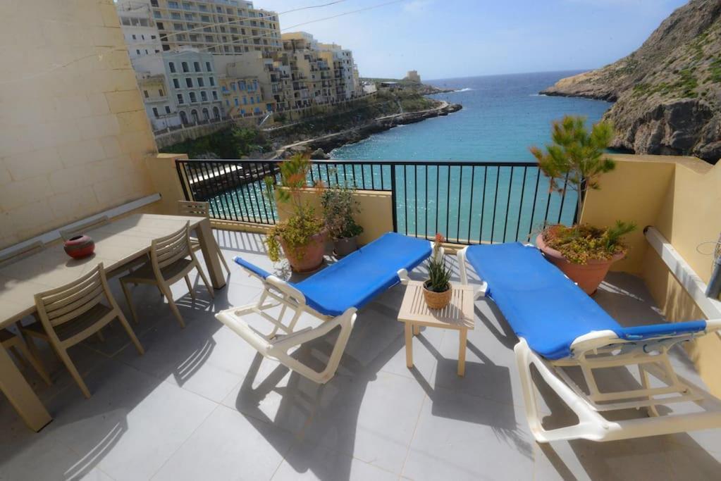 Seafront Duplex Penthouse With Terrace Overlooking Xlendi Bay Exteriér fotografie