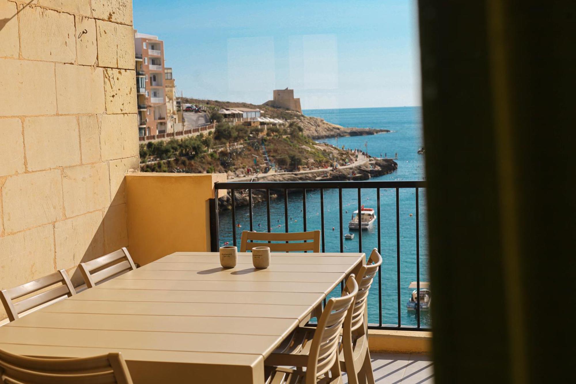 Seafront Duplex Penthouse With Terrace Overlooking Xlendi Bay Exteriér fotografie