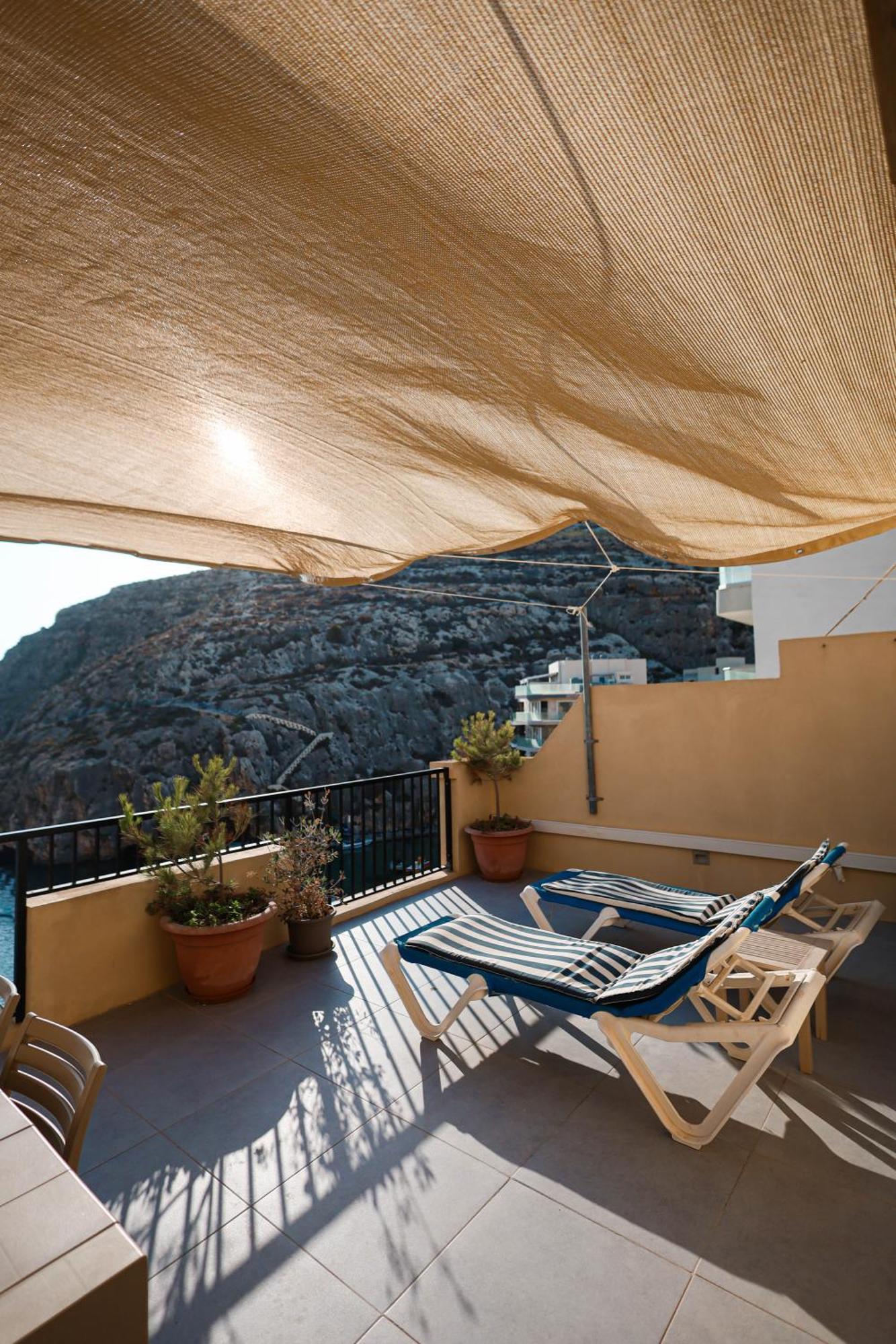 Seafront Duplex Penthouse With Terrace Overlooking Xlendi Bay Exteriér fotografie